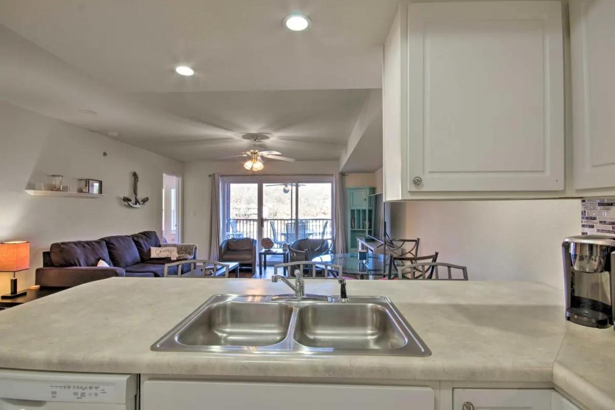 Waterfront Condo With Boat Slip! Lake Ozark Exterior foto